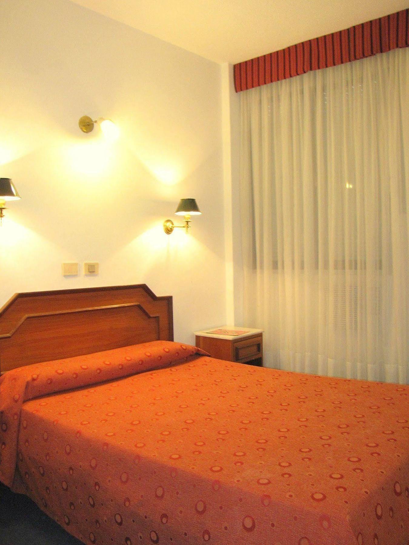 Hotel Tres Sargentos Buenos Aires Extérieur photo