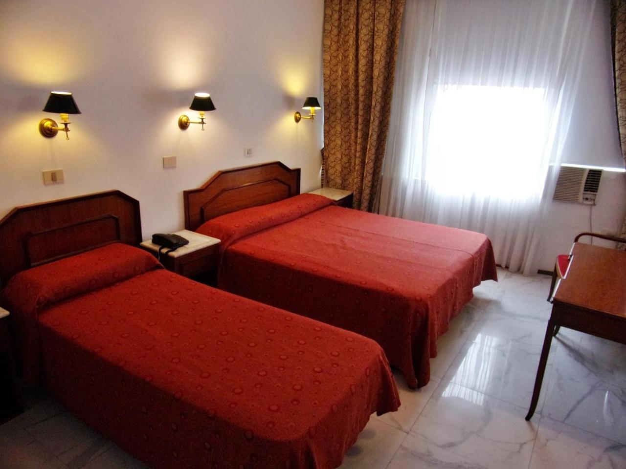 Hotel Tres Sargentos Buenos Aires Extérieur photo